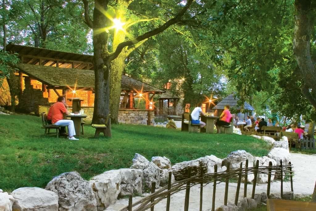 Farm Stay Cardaklije Кулен Вакуф Екстер'єр фото